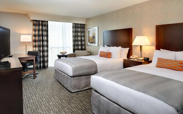 DoubleTree by Hilton Detroit - Dearborn