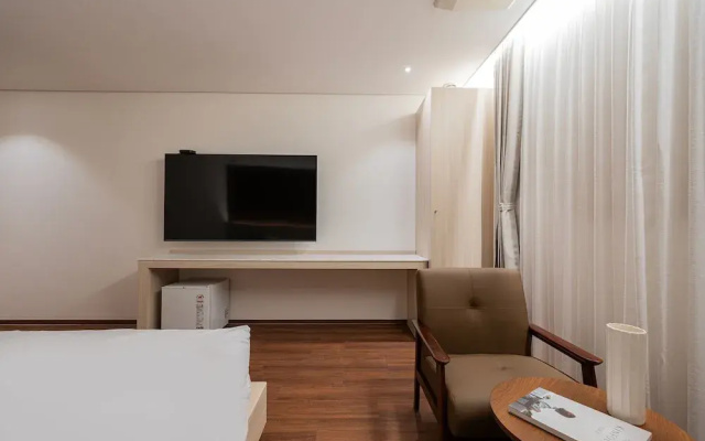 Guwol Hotel Rondo