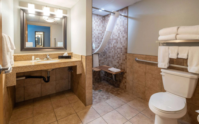 AmericInn by Wyndham Valley City - Conference Center