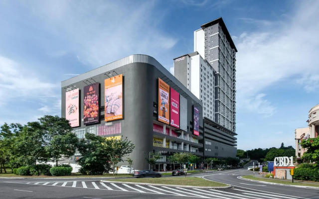 FOX Lite DPulze Cyberjaya