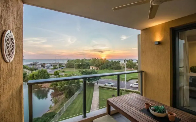 Zen by the Ocean - 1 BR Executive Apt