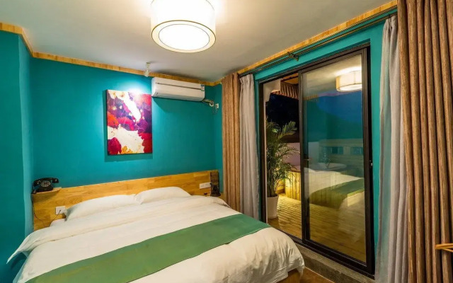 Moon Flower Hotel