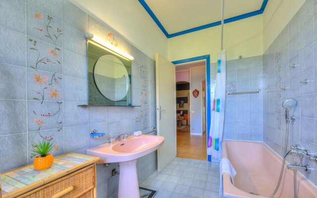 Easy Panorama Apartment Stresa Hill