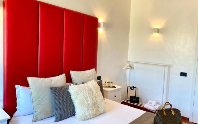 Palace fontana di trevi home