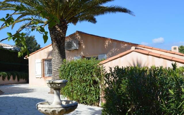 Boutique Villa in Sainte-maxime With Pool