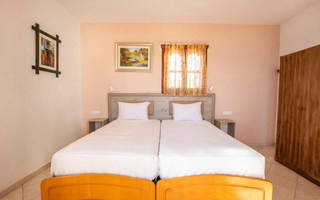 Arhontiko Hotel