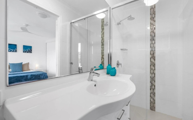 Noosa Outrigger Beach Resort