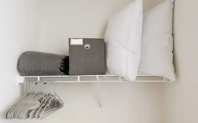 King Bed Great Location