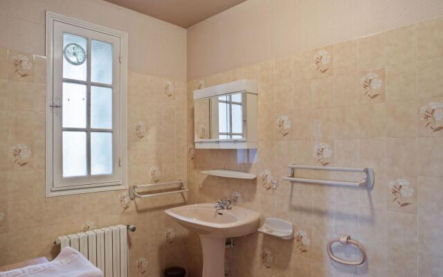 Attractive Villa in Velines with Private Garden