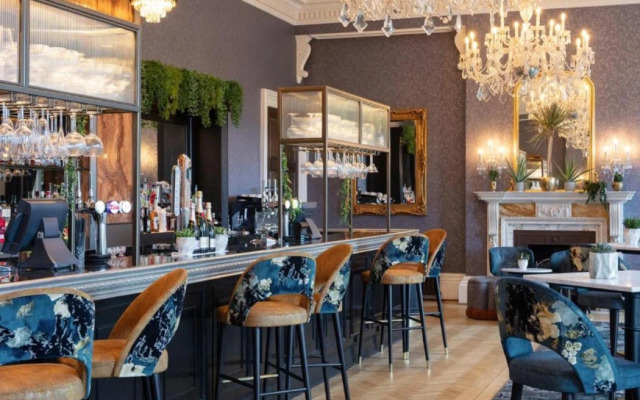 Oulton Hall Hotel, Spa & Golf Resort