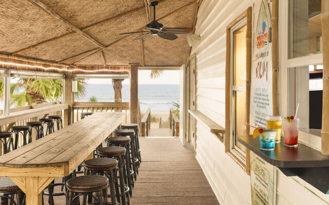 Surfside Beach Oceanfront Hotel
