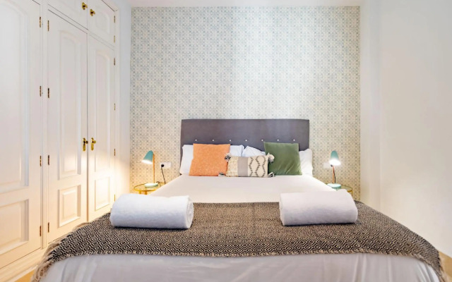 Alianza Giralda Sky view by Valcambre