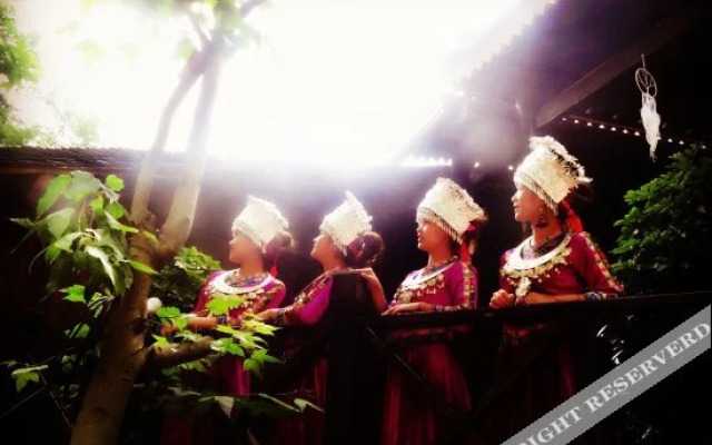 Qian Hall Poetic Flavour Dwelling