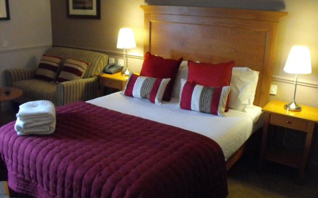 Gomersal Park Hotel