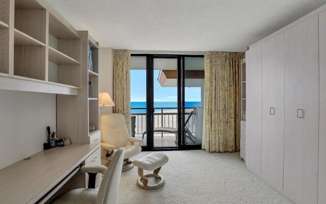 Modern 11th Floor Beachfront Condo With Views/pool