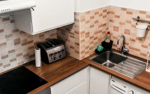 Harbour Square House