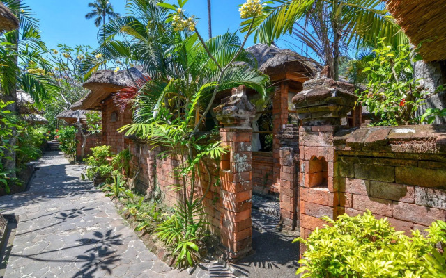 Ida Beach Village Candidasa