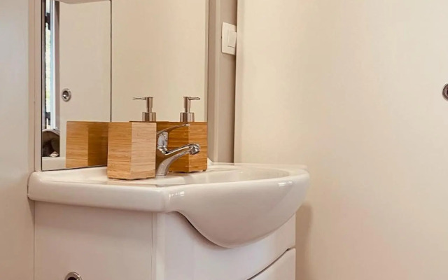 MAGNOLIA HOUSE by the RIVER