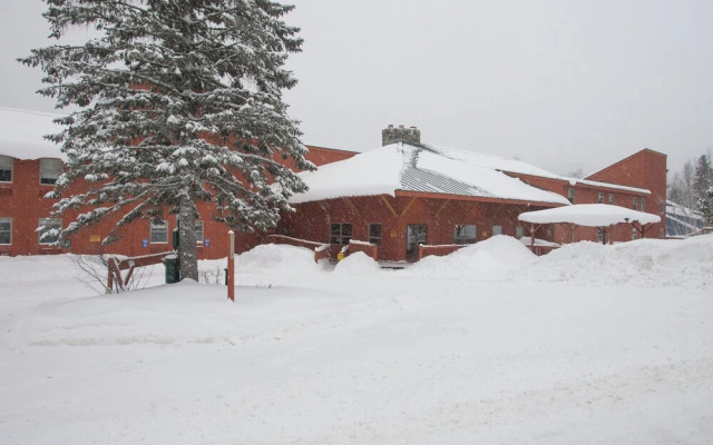Snow Cap Inn