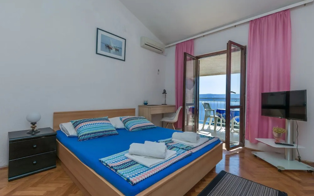 Apartments Maras