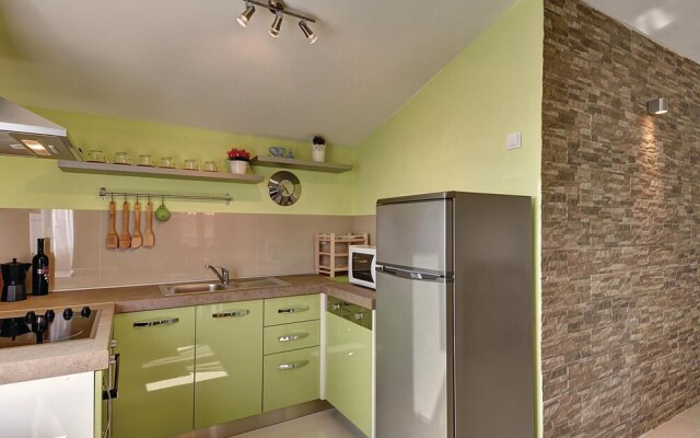 Beautiful Home in Betiga With Wifi and 3 Bedrooms