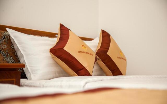 Satraco Royal Hotel