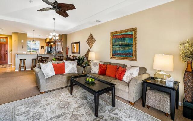 Waikoloa Beach S E33 2 Bedroom Condo by RedAwning