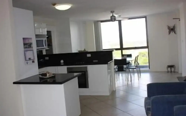 Burleigh Gardens North Hi-Rise