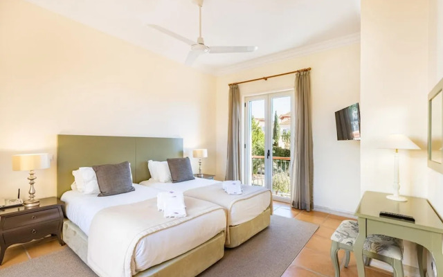 Villa Monte Rei 8 in Vila Nova de Cacela