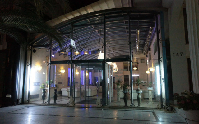 Astoria Hotel