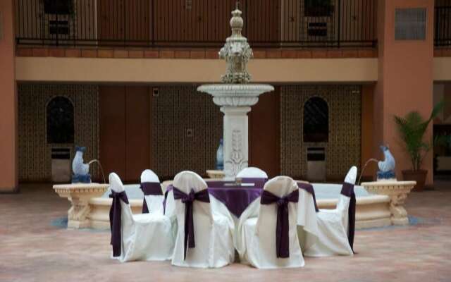 Barcelona Suites Albuquerque