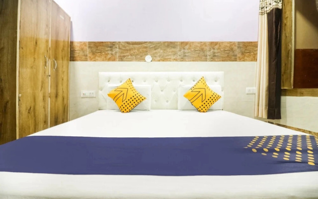 Yash Hotel by OYO Rooms