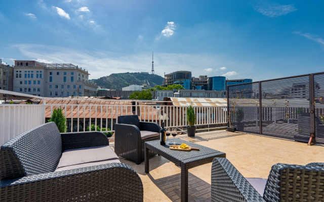 Imperial House Hotel