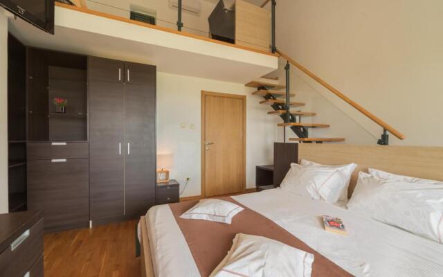 MonteBay villa