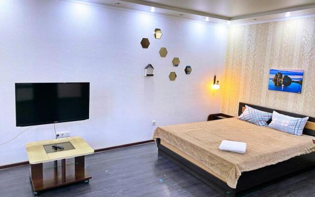 Апартаменты Байкал на улице Декабристов 38