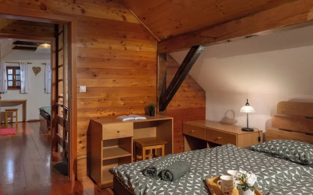 Authentic Wooden House Sleme