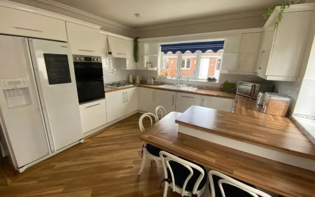 Parkside Guest House