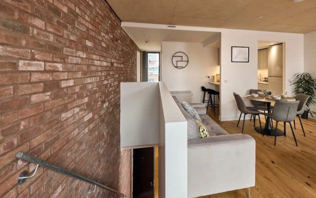 Elegant Two-bedroom Duplex in the Northern Quarter