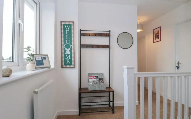 Cotswold Outlet Coach House