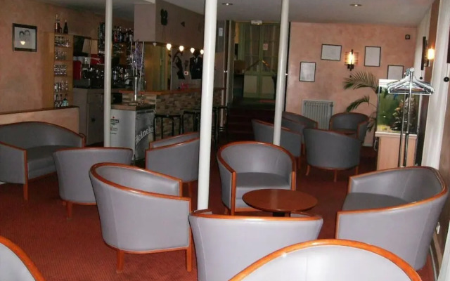 Logis Hôtel Pedussaut