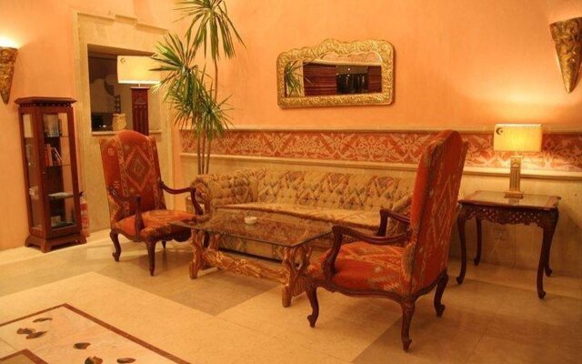 Hotel Sharminn Amarein