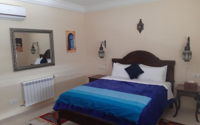 Riad Tanjil