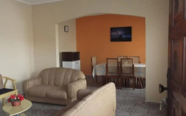 Casa em Peruibe 3 dormitórios sendo 1 suite