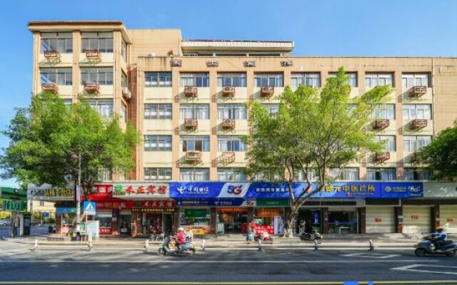 Changtai Hezheng Business Hotel
