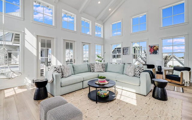 Dock Holiday 212 COA