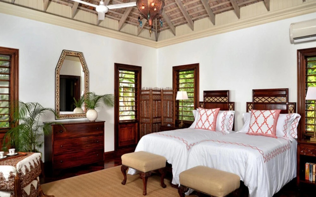 Sunny Vacation Villa 20