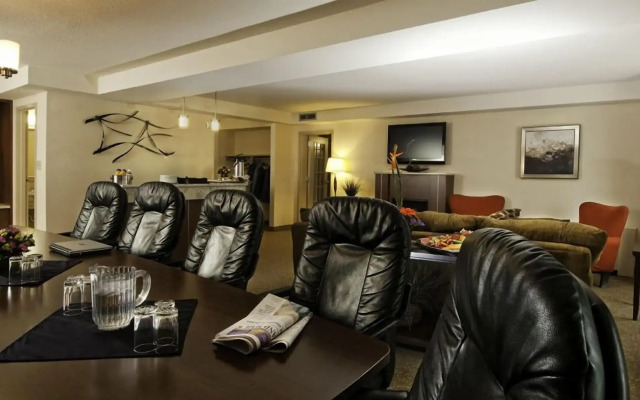 Travelodge by Wyndham Saskatoon