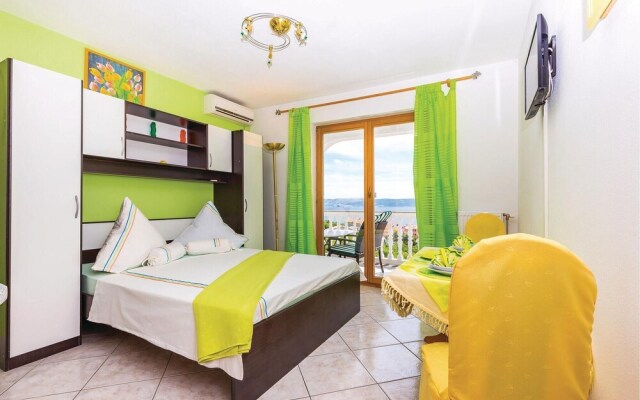 Nice Home in Crikvenica With Wifi and 1 Bedrooms