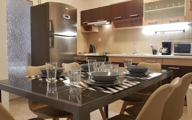Palette Apartment Chocolate - Athens Center, 6 Bd, 3 Bath