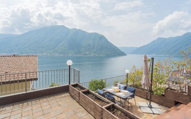 Blue Bliss Apartment